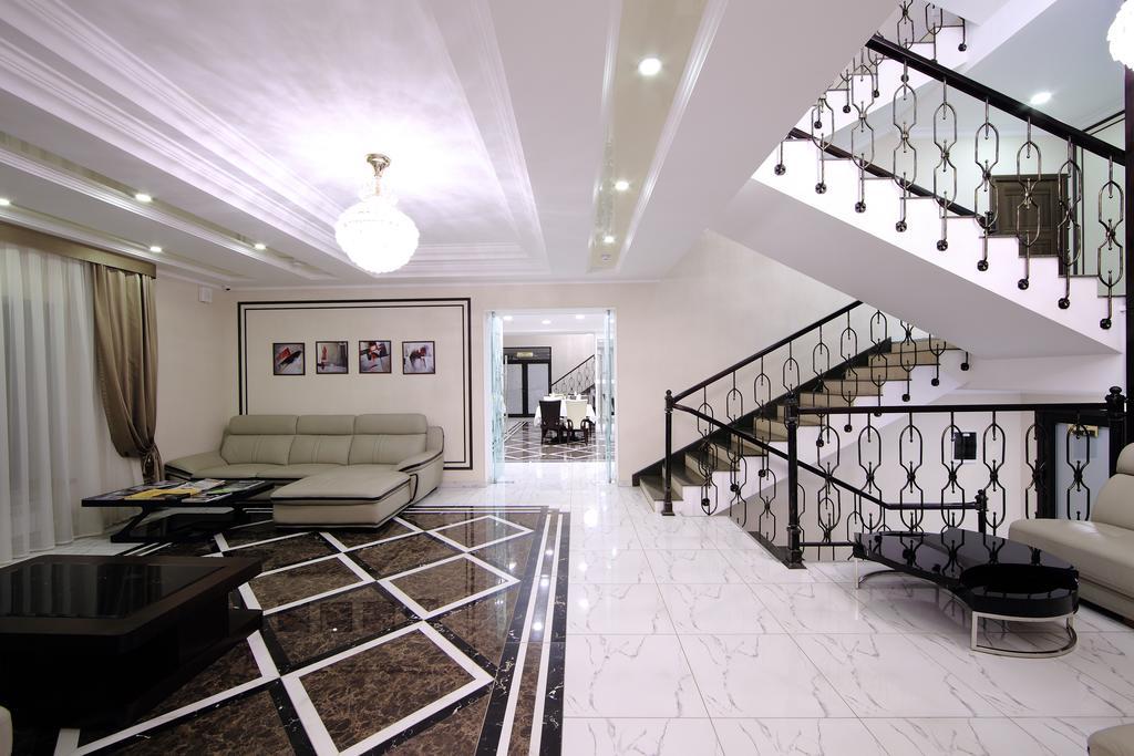 Premier Hotel Bishkek Exterior photo