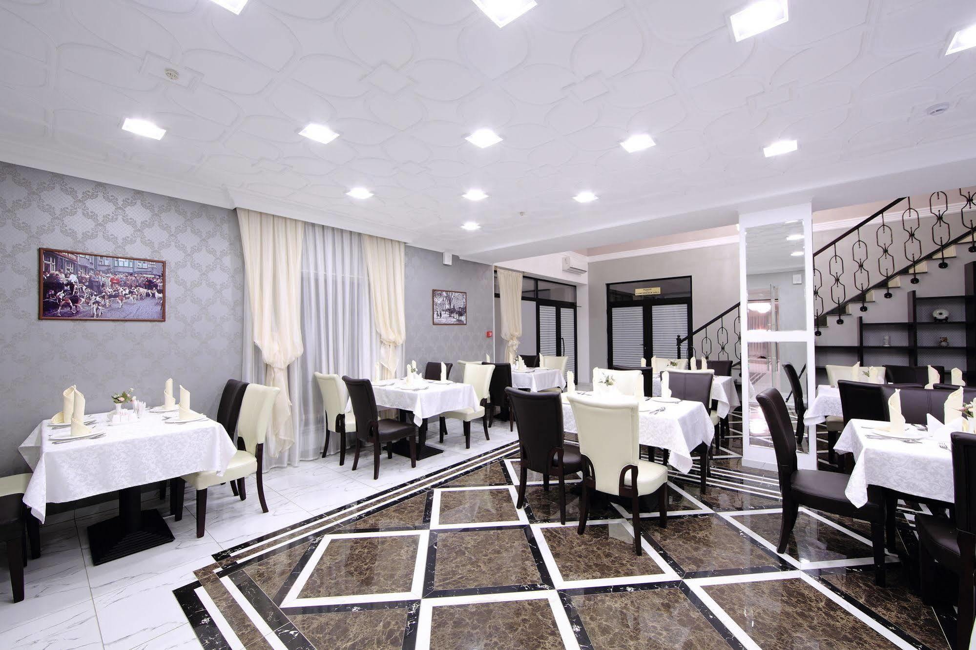 Premier Hotel Bishkek Exterior photo